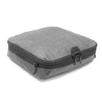peak-design-packing-cube-medium-v2-charcoal.jpg