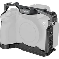 smallrig-5583-cage-with-airtag-slot-for-son.jpg