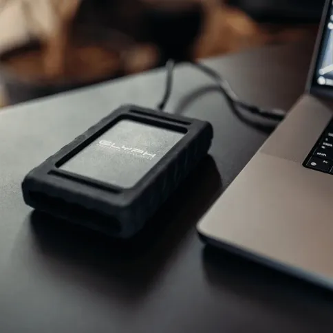 Glyph-Blackbox-Plus-4TB-Bus-powered-SSD-USB-C-3-2-Gen2_3.jpg