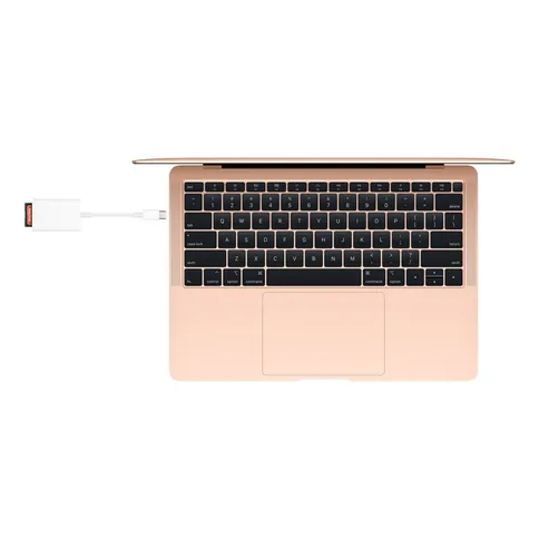 Apple_USB-C_SD_Card_Reader_White_On_MacBook_Air_Gold.jpg