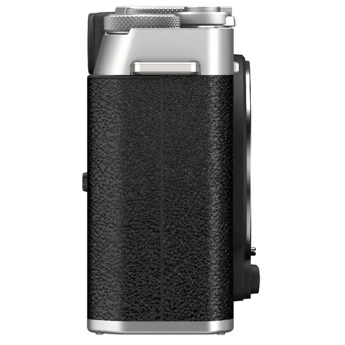Fujifilm_XE4_zilver_foto2.jpg