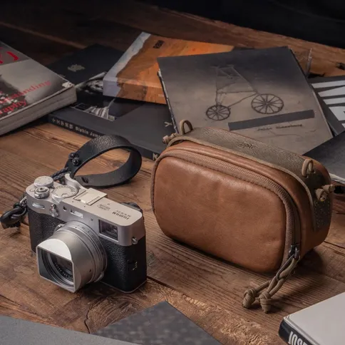 Wotancraft-Portable-Pouch-size-M-brown-leather_1.jpg