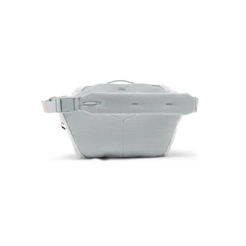 Outdoor-Sling-7L-Cloud-3.jpg
