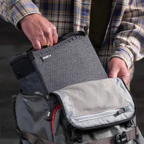 Think-Tank-SpeedTop-30-backpack-kit-incl-Stash-Master-S-Graphite_11.jpg