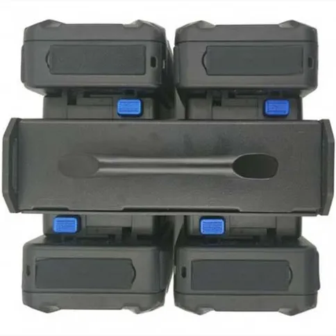 fxlion_nano_quad_channel_charger_4.jpg