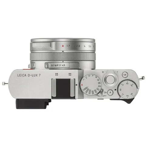 Leica-19115-D-LUX-7-zilver-3.jpg