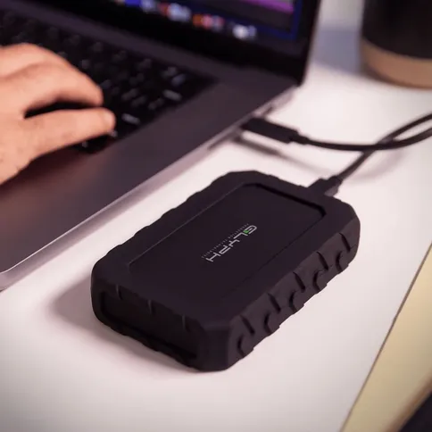 Glyph-Atom-EX40-High-Intensity-USB4-Type-C-40Gb-Bus-Powered-NVMe-SSD_8.jpg