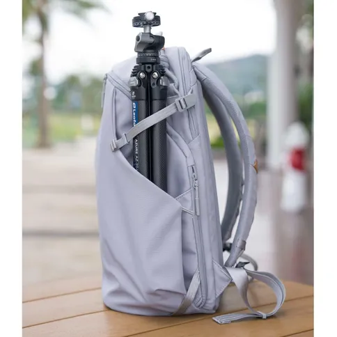 Leofoto_dailylite_series_backpack_23L_grey5.jpg