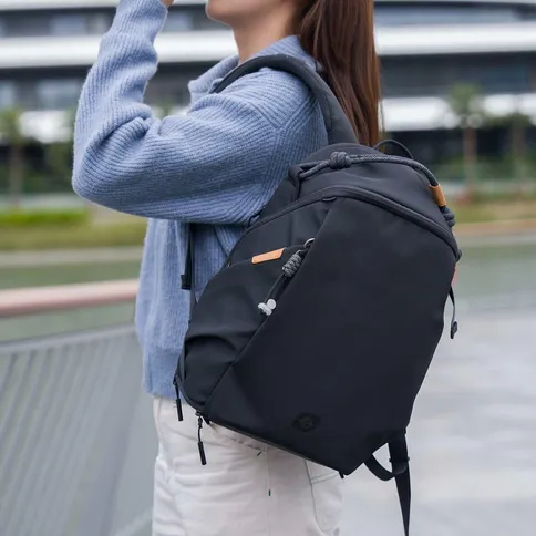 Leofoto_dailylite_series_backpack_13L_blue3.jpg