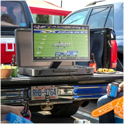Mobile-Pixels-Pixcase-Wireless-and-Portable-Monitor_4.jpg