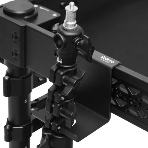 selens-light-stand-hanger_6.jpg
