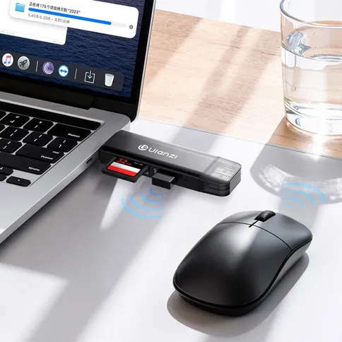Ulanzi-CR3-3-in-1-Card-Reader-4-0-met-USB-en-USB-C_11.jpg