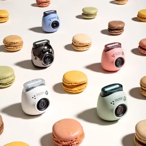Fujifilm-Instax-PAL-digital-camera-milky-white-11.jpg