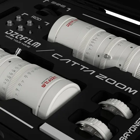 DZOFilm-Catta-ZOOM-Bundles-18-35-70-135-T2-9-E-mount-wit_4.jpg