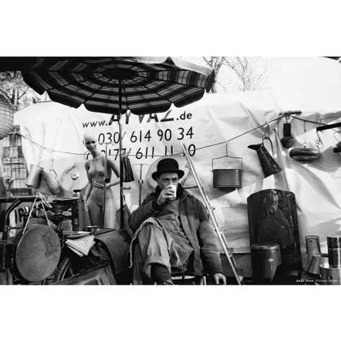 CineStill-BWxx-Double-X-negative-135-36_3.jpg